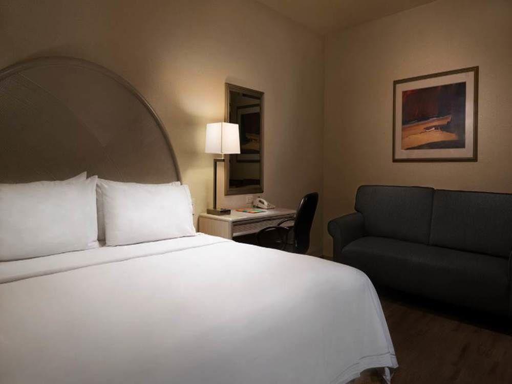 Holiday Inn Express Monterrey Galerias-San Jeronimo By Ihg Zewnętrze zdjęcie