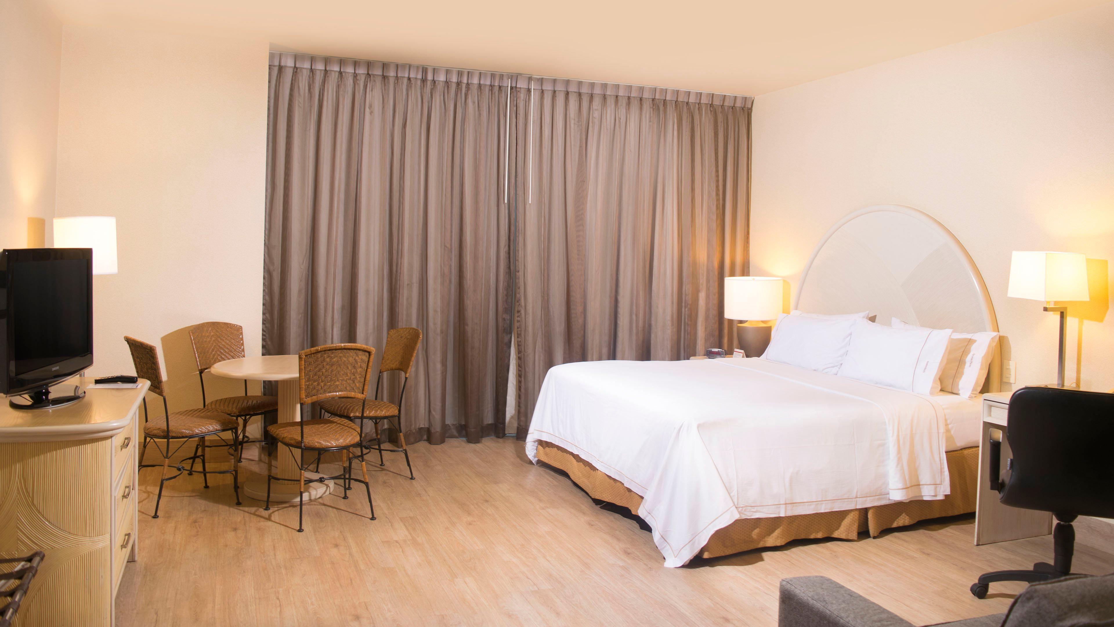 Holiday Inn Express Monterrey Galerias-San Jeronimo, An Ihg Hotel Zewnętrze zdjęcie